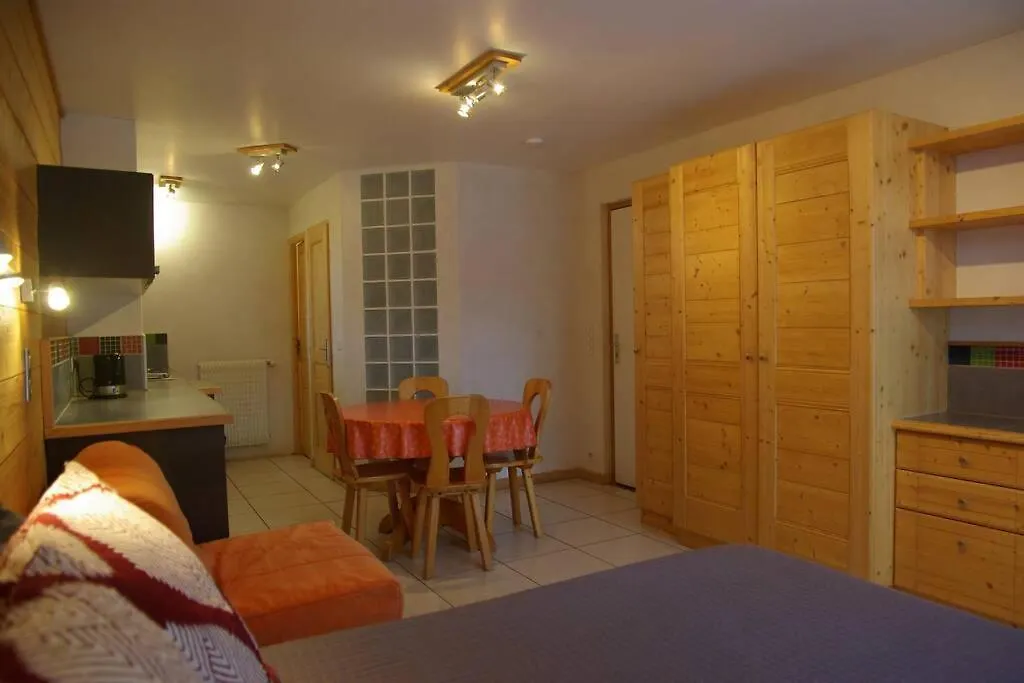 Studio Pleney Morzine Centre 2 A 3 Pers Calme Vue Jardin Parking France
